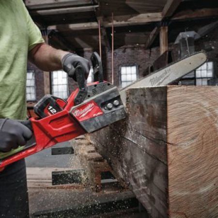 M18 FCHS - Chainsaw 3